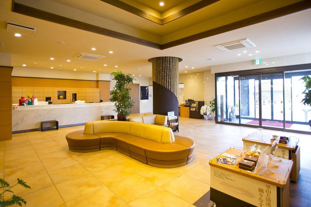 Fukuchiyama Sun Hotel Exterior photo